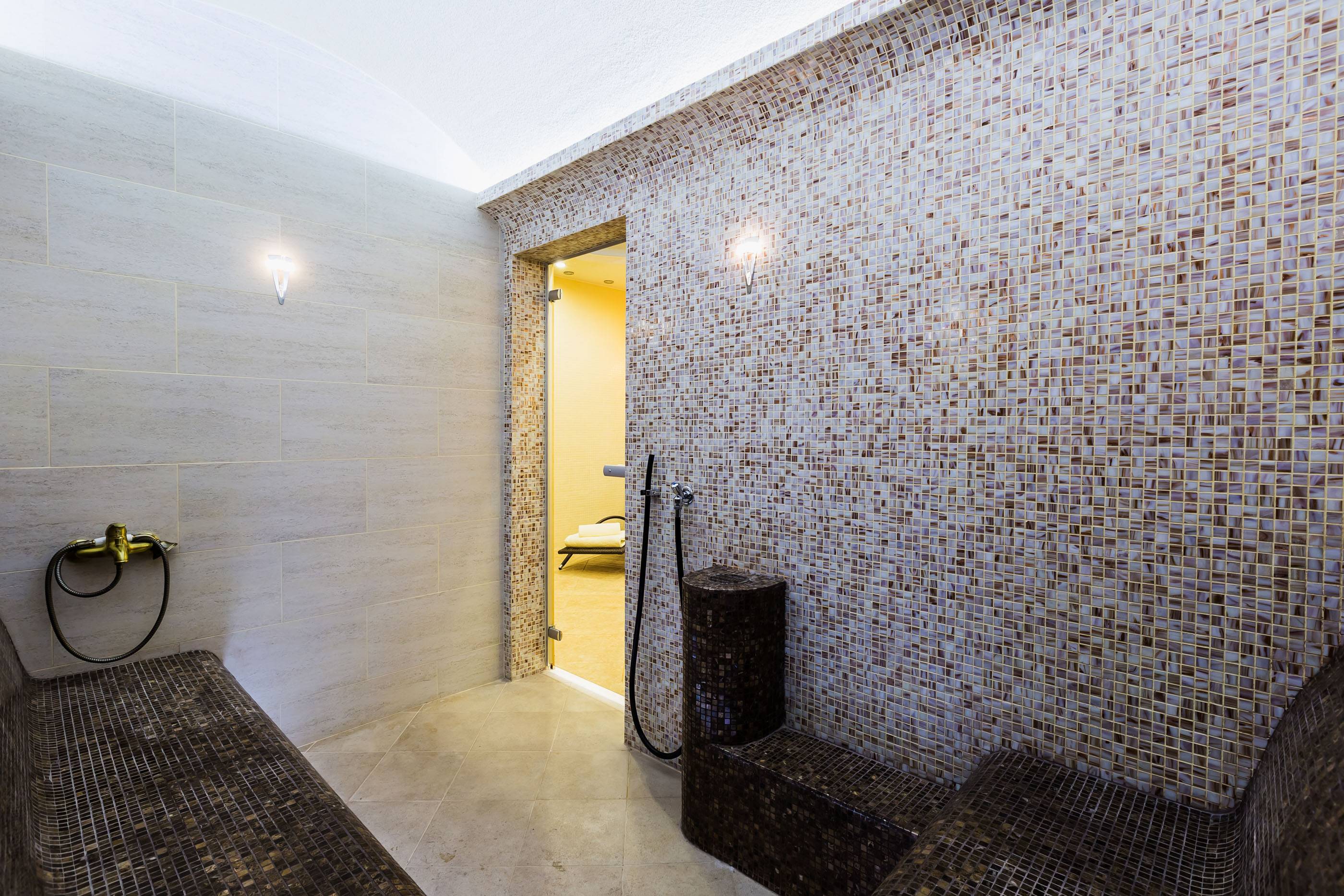 Интерьер турецкой сауны, классический турецкий хаммам, турецкая баня