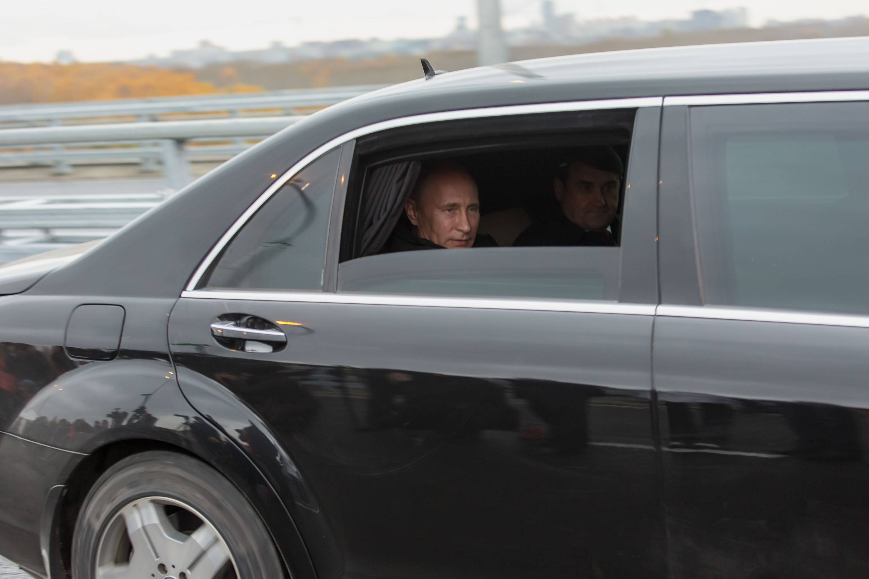 Новосибирск, Россия — 8 октября 2014 г.: Президент России Владимир Владимирович Путин на открытии третьего моста в городе Новосибирске